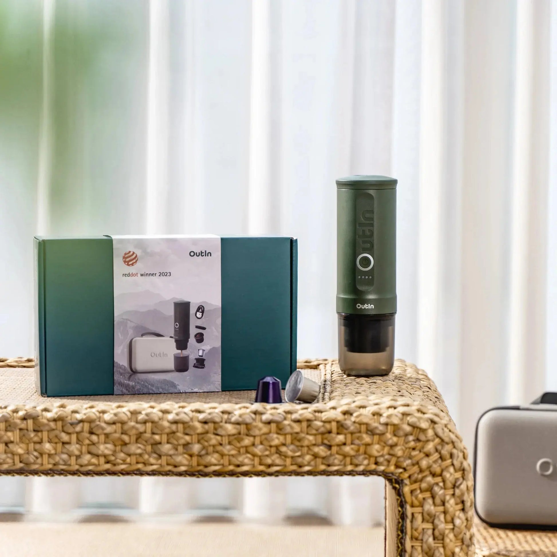 Traveler Espresso Gift Set (Forest Green) OutIn